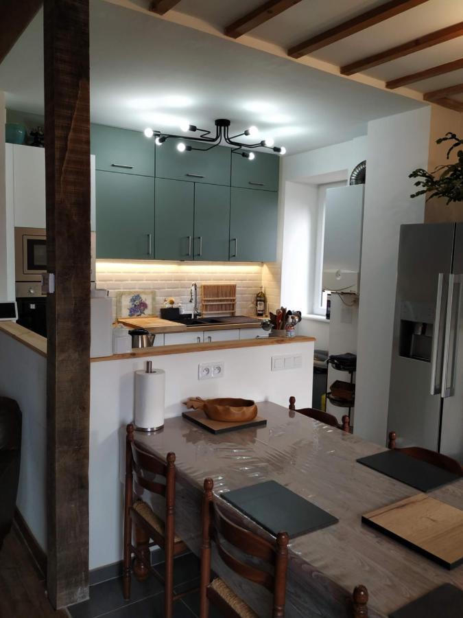 Le Jardin B&B Isigny-le-Buat エクステリア 写真